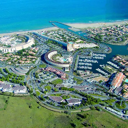 232, Heliopolis Ab, Village Naturiste * Agde